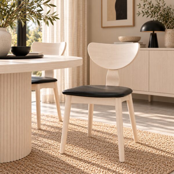 Silla DUBLIN, contrachapado de madera de hevea, natural, similpiel negra
