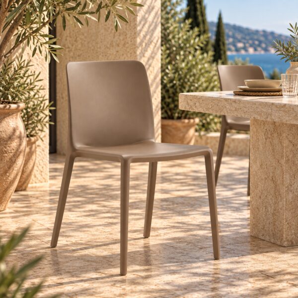 Silla CAPRICE, apilable, tratamiento anti UV, polipropileno tórtora